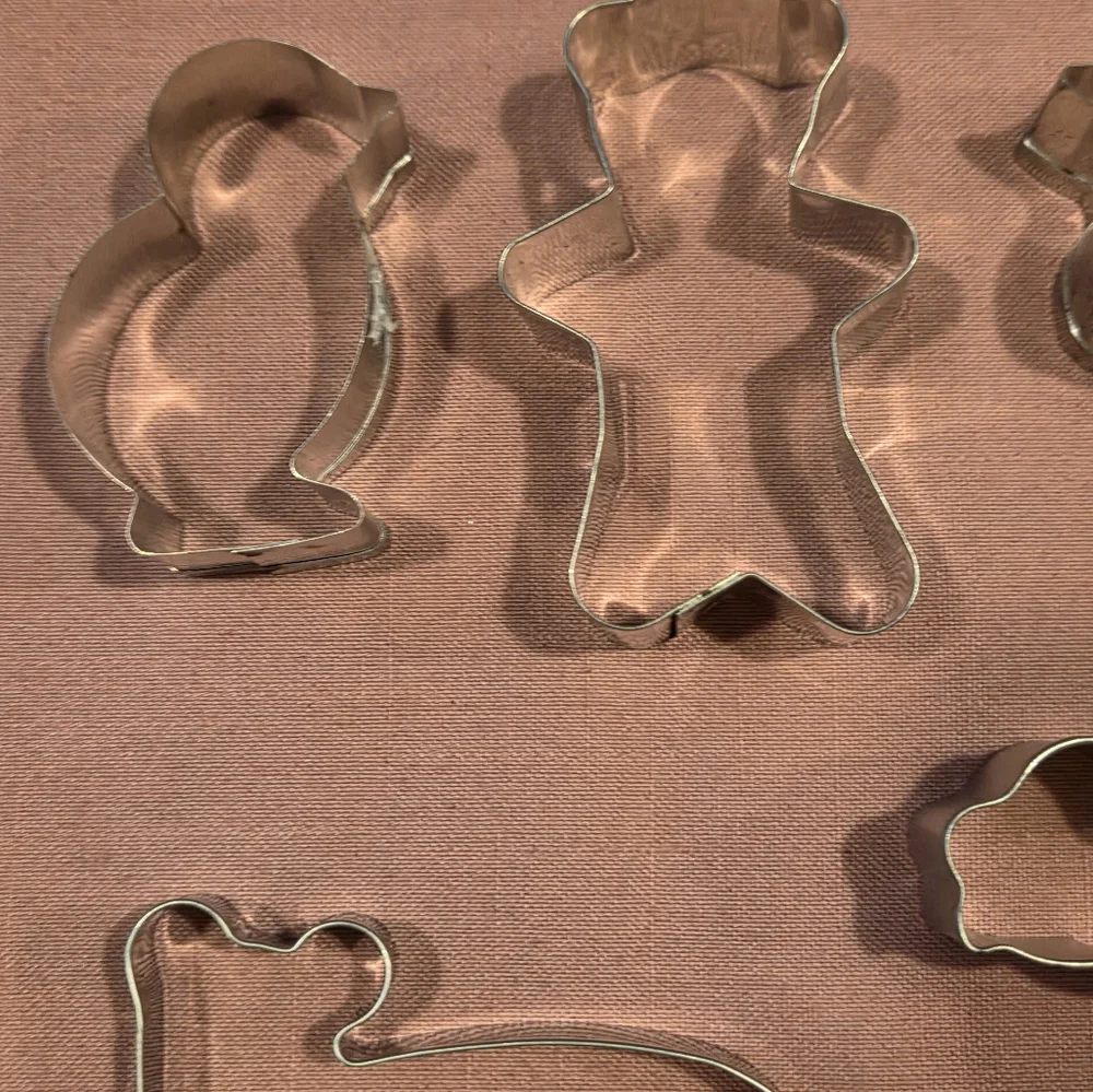 Bundle of 13 Metal Cookie Cutters Animals Dinosaurs Fox Turtle Owl Cat Bear Duck